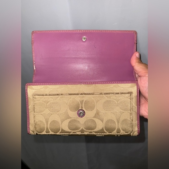 Vintage Coach Wallet - Picture 7 of 12